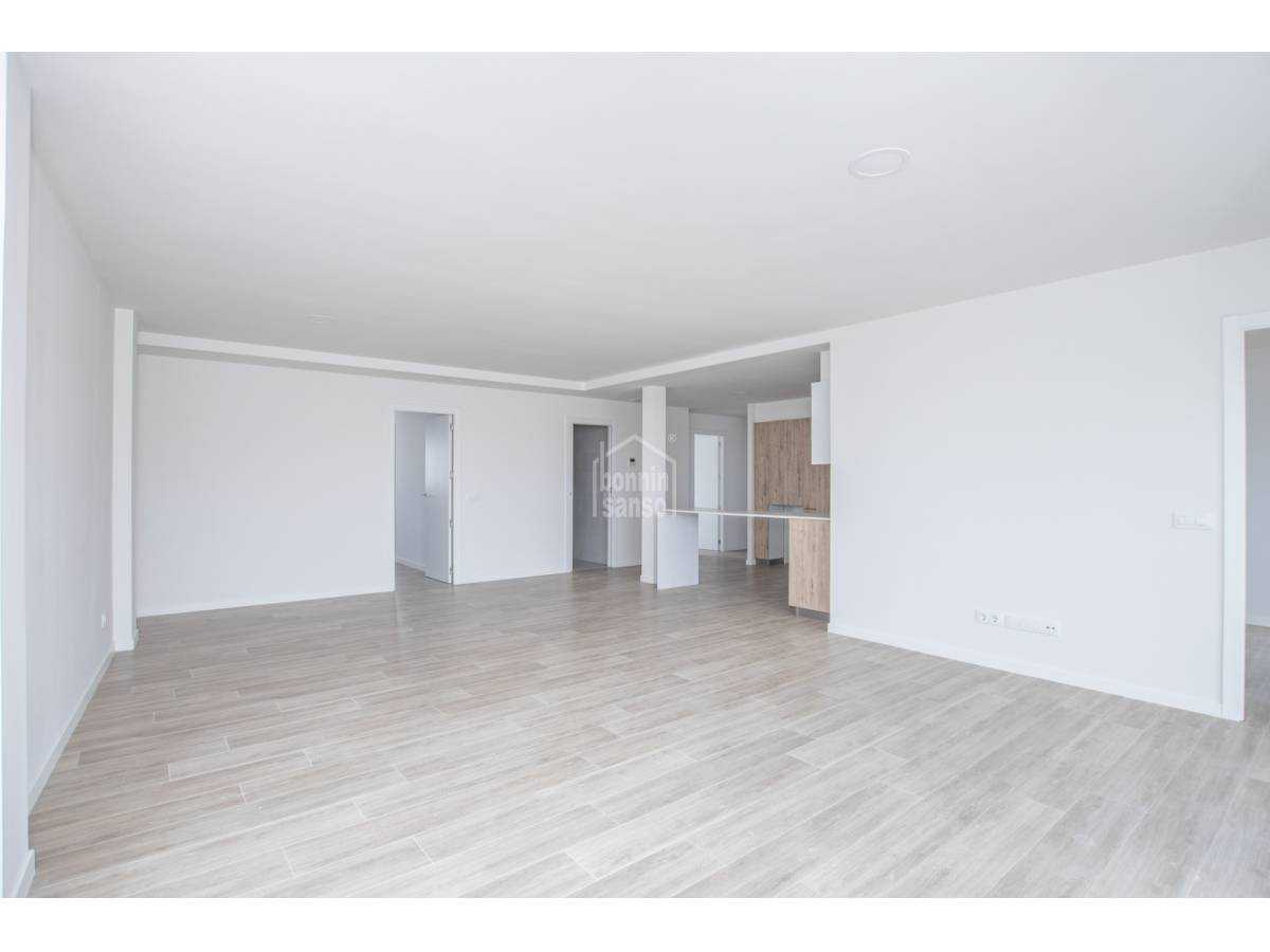 Condominium in Mahon, De Balearen 10157009