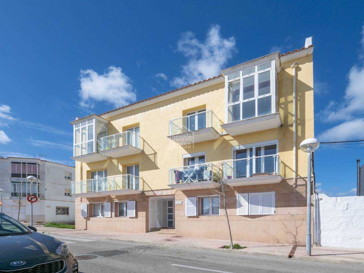 Condominium in Mahon, Balearic Islands 10157048