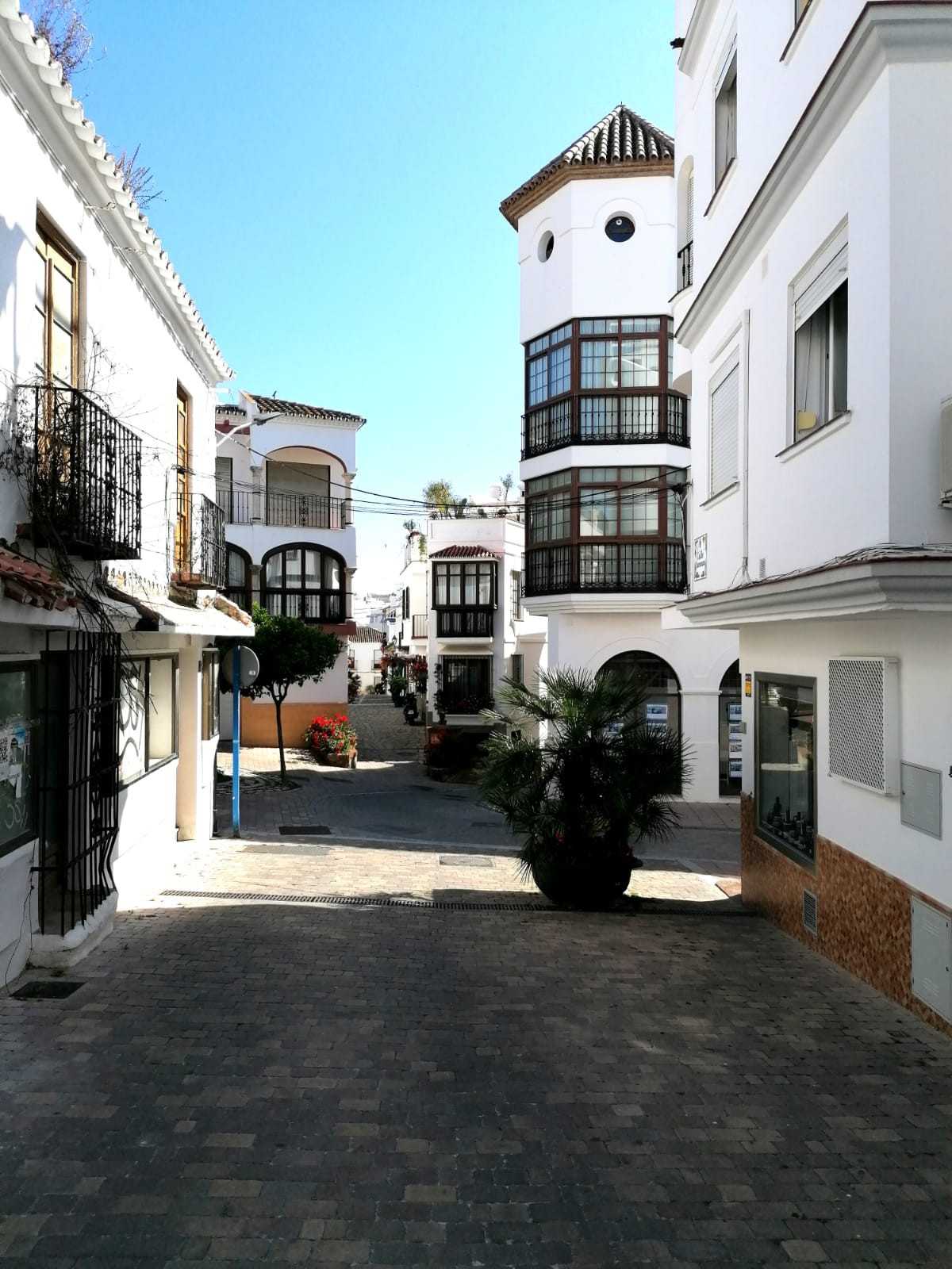 Casa nel Estepona, Andalucía 10157321