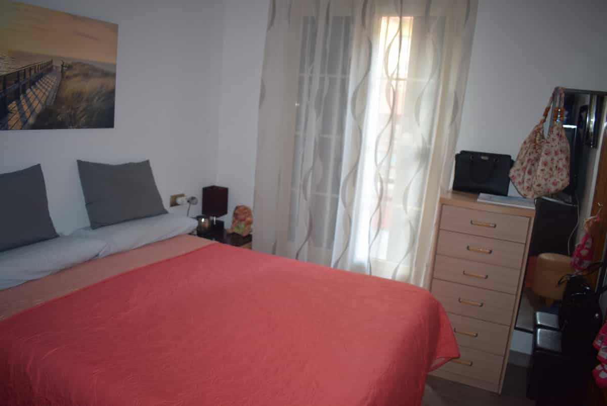 Condominium in Malaga, Andalusia 10157503
