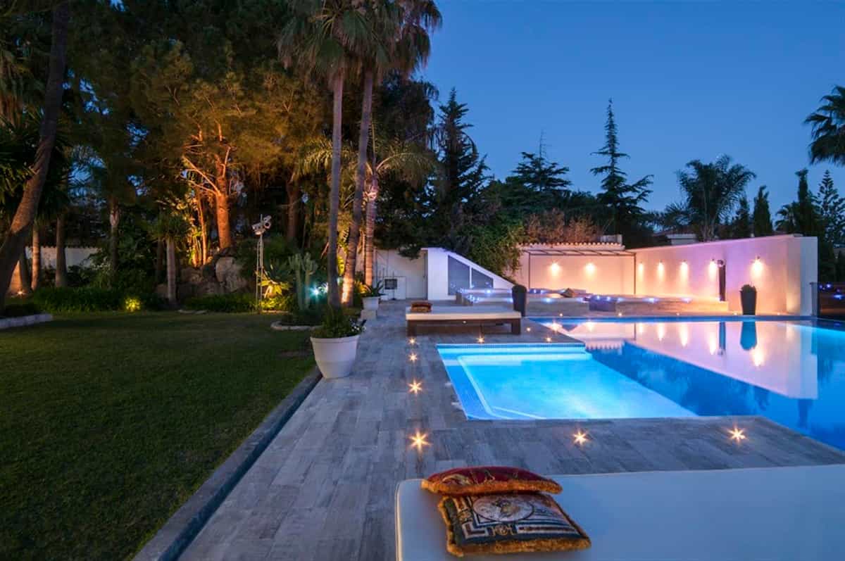 σπίτι σε Marbella, Andalusia 10157580