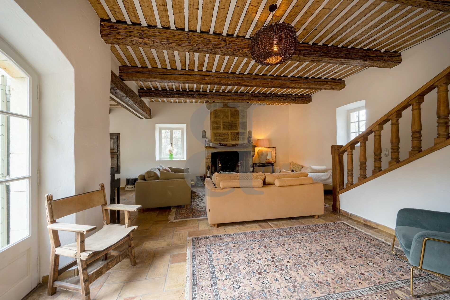 casa en L'Isle-sur-la-Sorgue, Provence-Alpes-Côte d'Azur 10157673