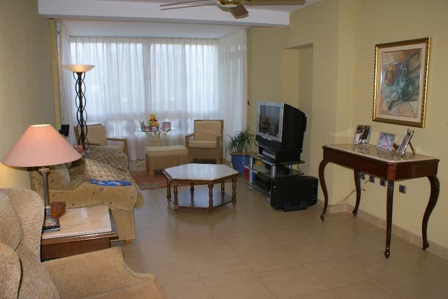 公寓 在 馬貝拉, 安達盧西亞 10157683