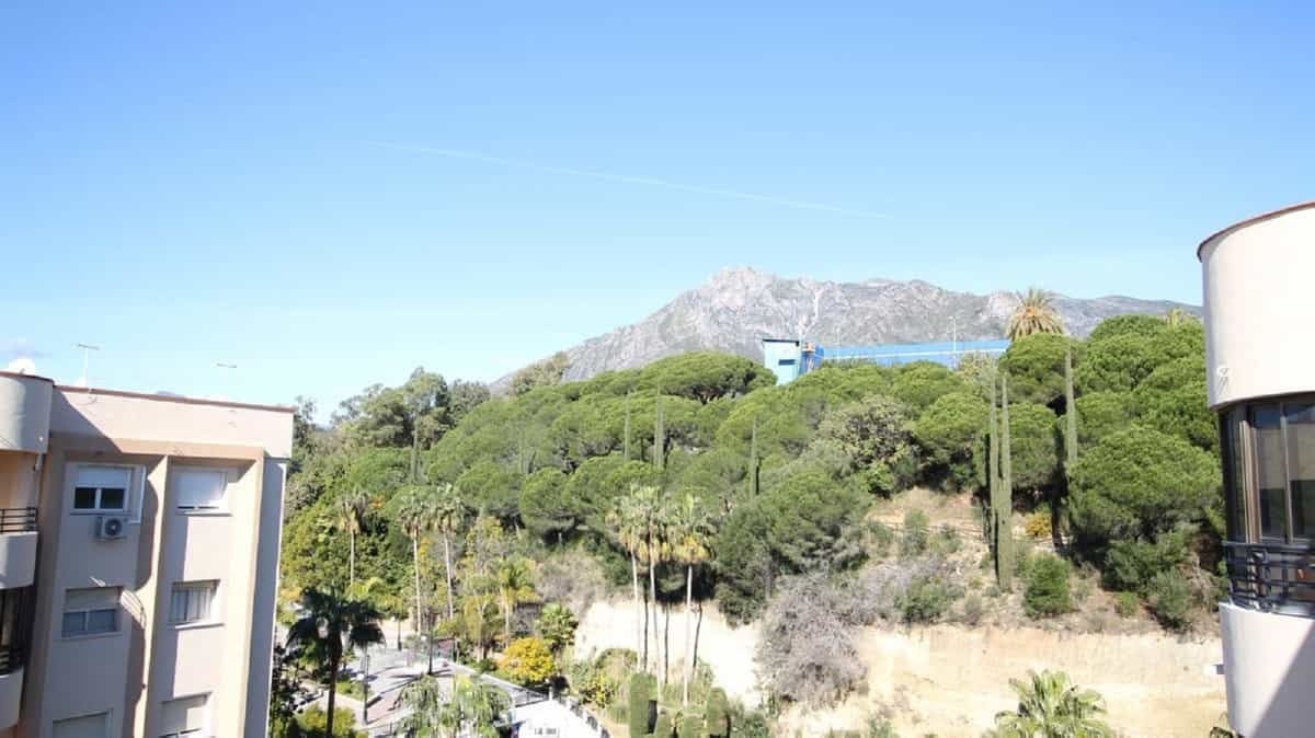 Eigentumswohnung im Marbella, Andalusien 10157930
