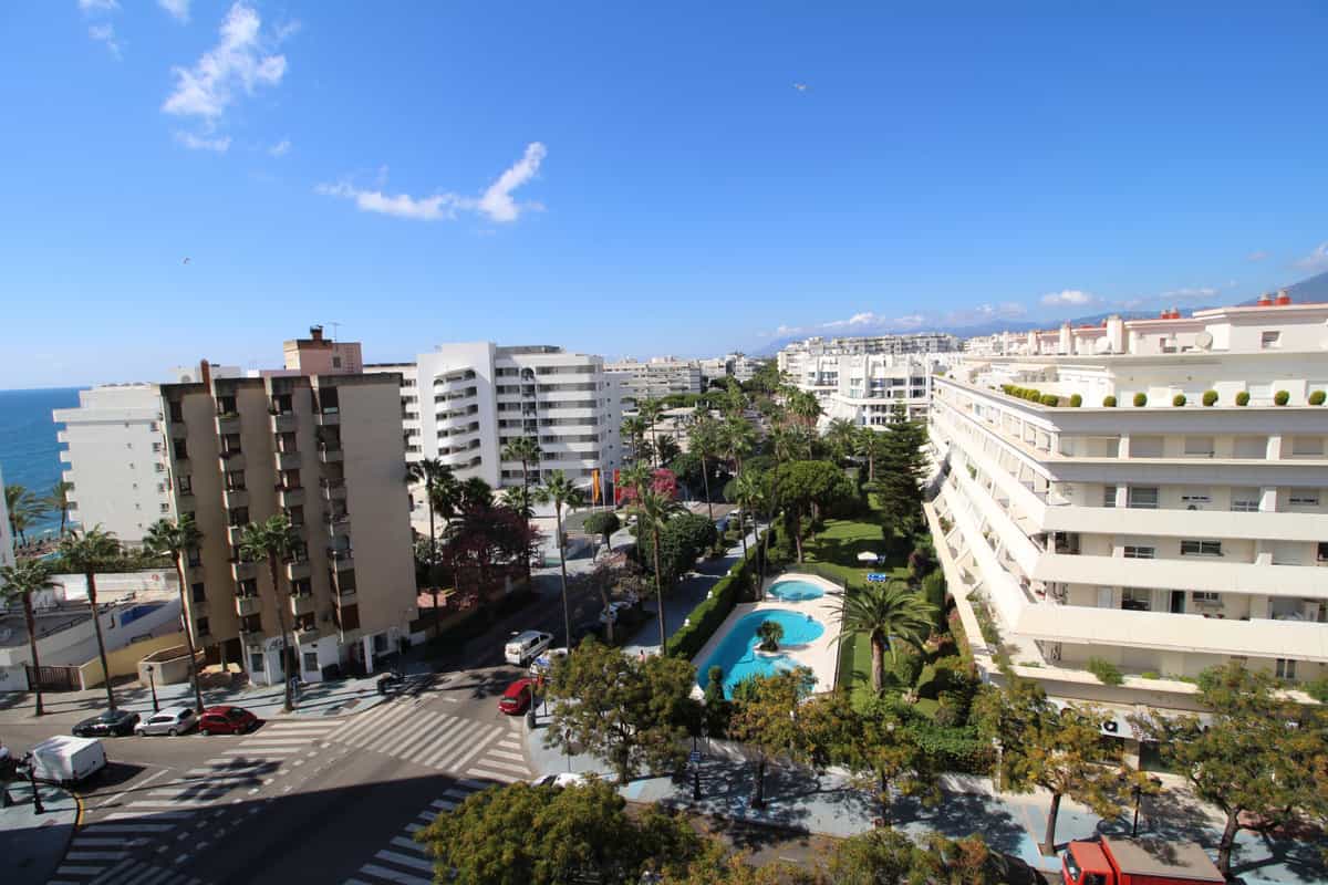 Condominium in Marbella, Andalusië 10157938