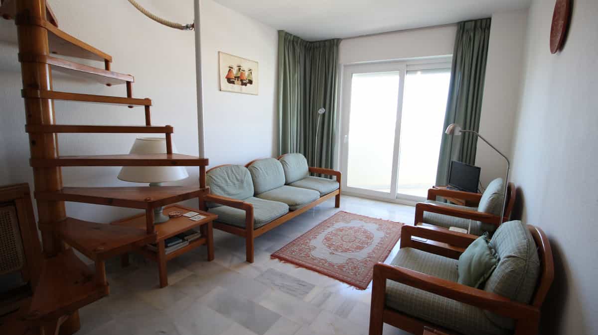 Condominium in Marbella, Andalusia 10157938