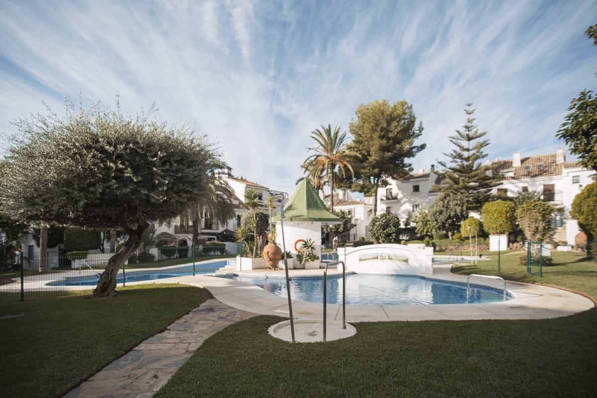 Haus im Marbella, Andalucía 10158004