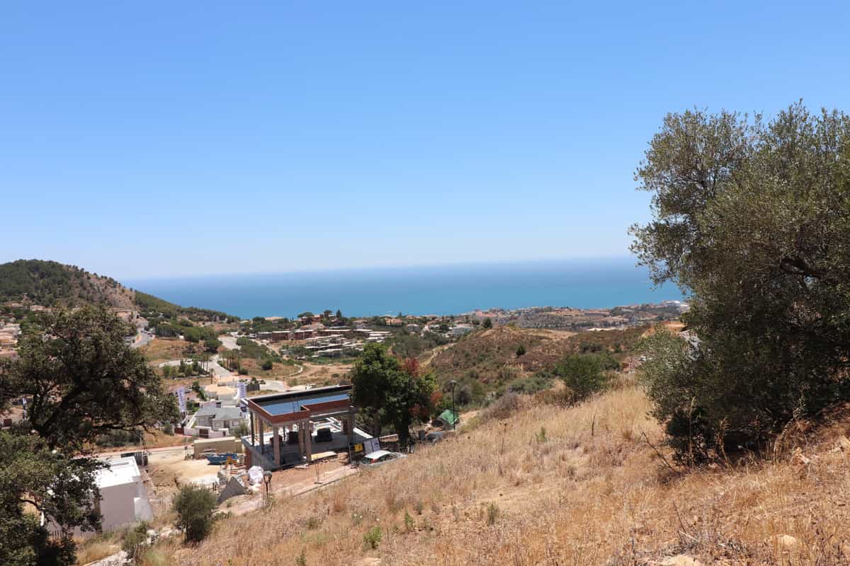 Land in Alhaurin el Grande, Andalusia 10158118