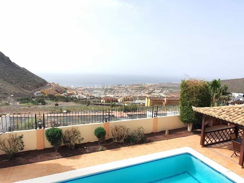 房子 在 Costa Adeje, Canarias 10158145