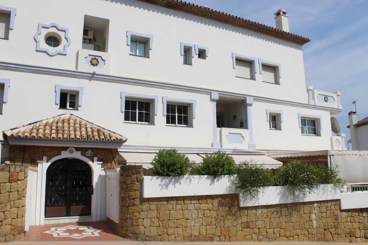 Condominium in El Angel, Andalusia 10158184