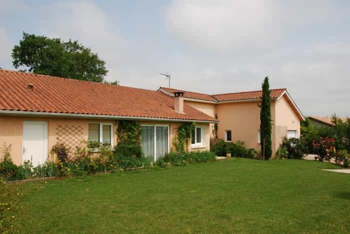 жилой дом в Seissan, Occitanie 10158208