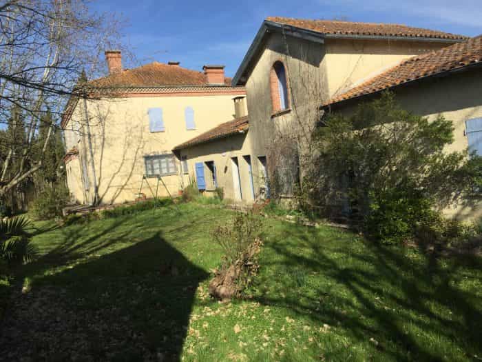 بيت في Mongausy, Occitanie 10158215