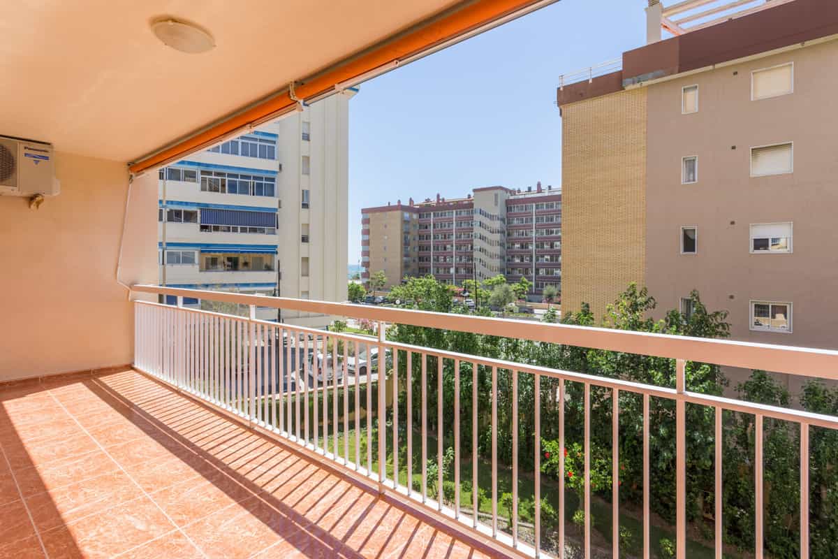 Condominium in Santa Fe de los Boliches, Andalusia 10158301