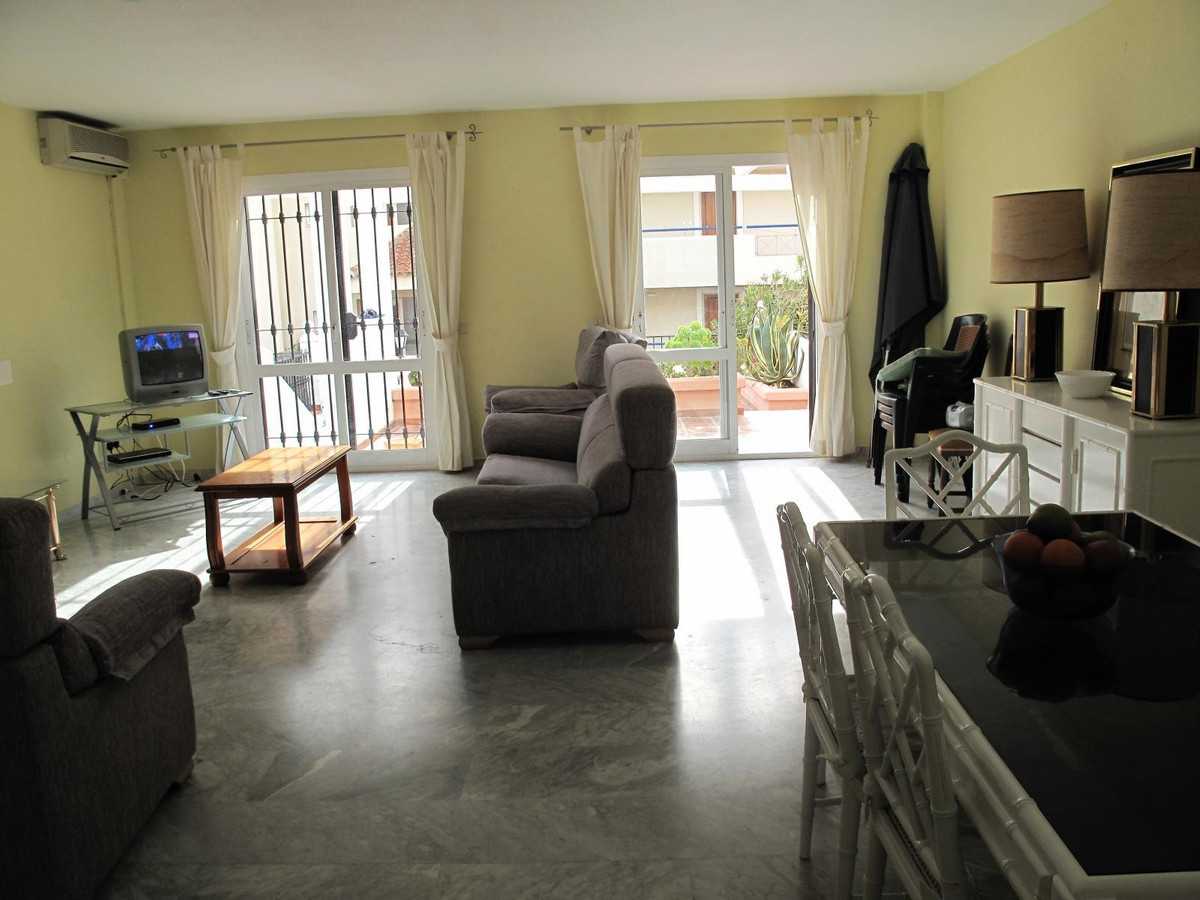 жилой дом в Fuengirola, Andalucía 10158359