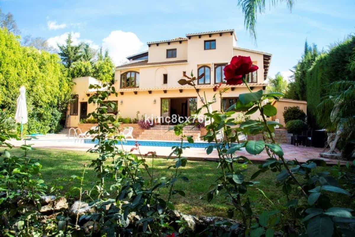 بيت في Marbella, Andalucía 10158425