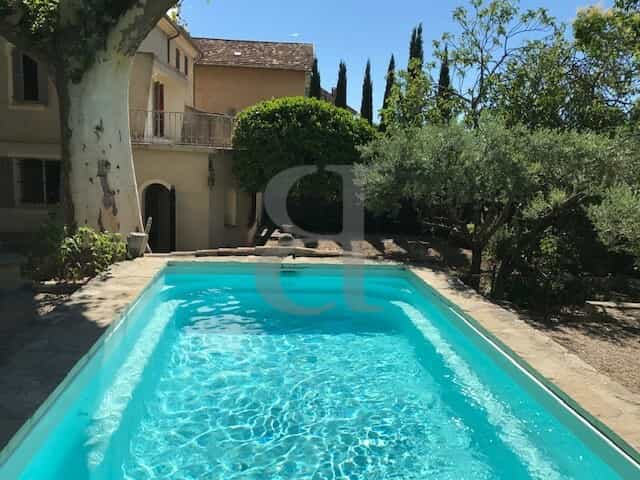 Rumah di tukang kayu, Provence-Alpes-Cote d'Azur 10158664