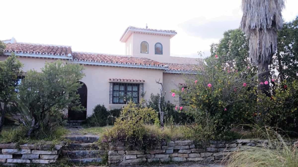 жилой дом в Эстепона, Андалусия 10158683