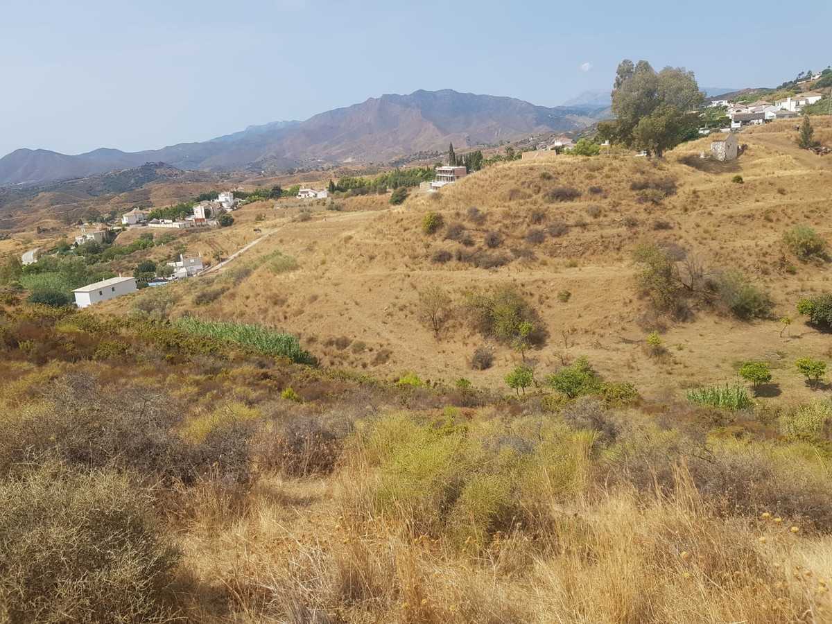 Land in Alhaurin el Grande, Andalusia 10158737