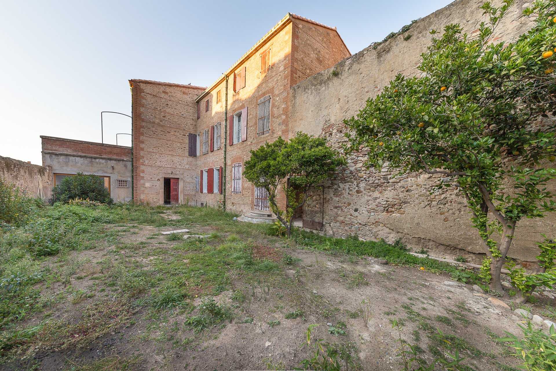 Haus im Corneilla-la-Riviere, Okzitanien 10158745