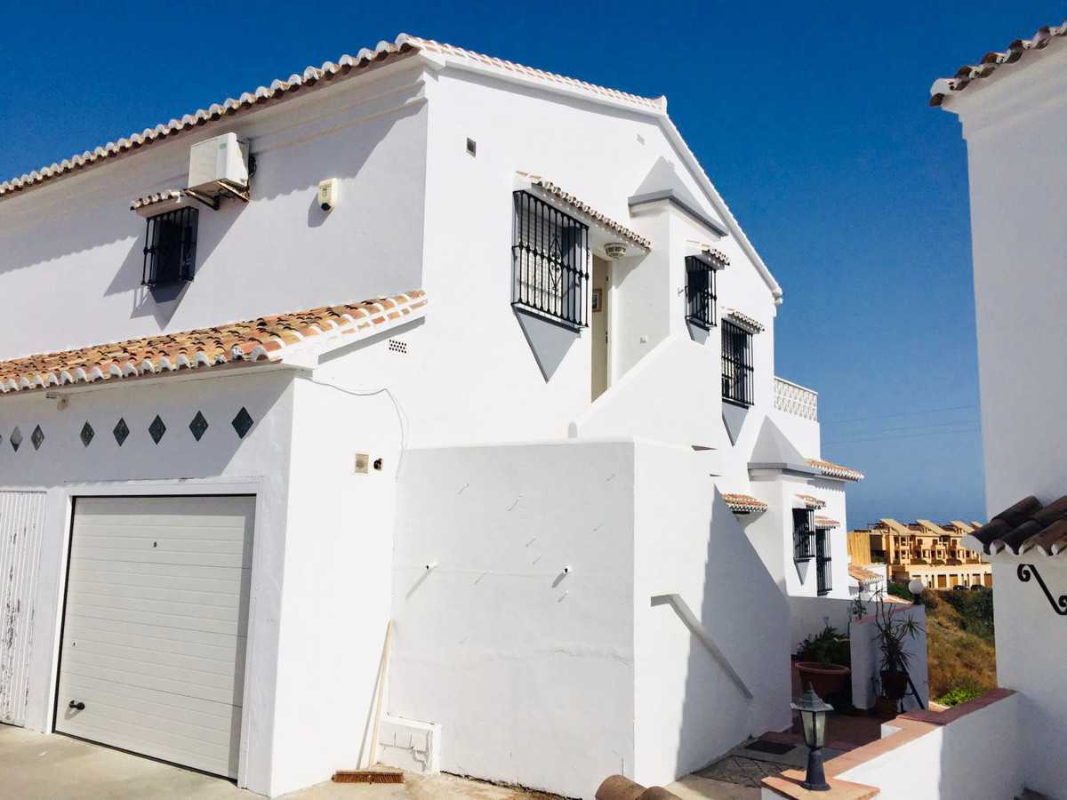 Condominium dans Urbanización Riviera Sol, Andalucía 10158826