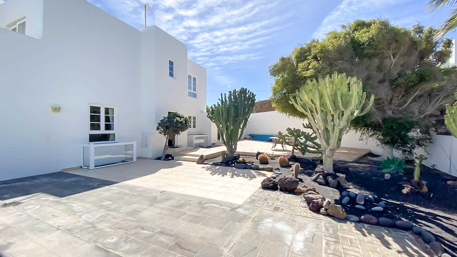 House in Tias, Canary Islands 10158922