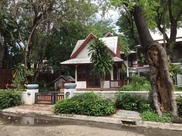rumah dalam Bueng Sam Phan, Phetchabun 10159002