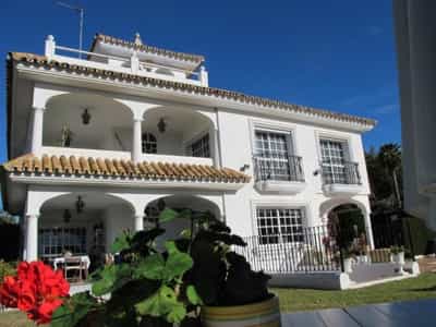 Rumah di Montalban de Cordoba, Andalusia 10159017