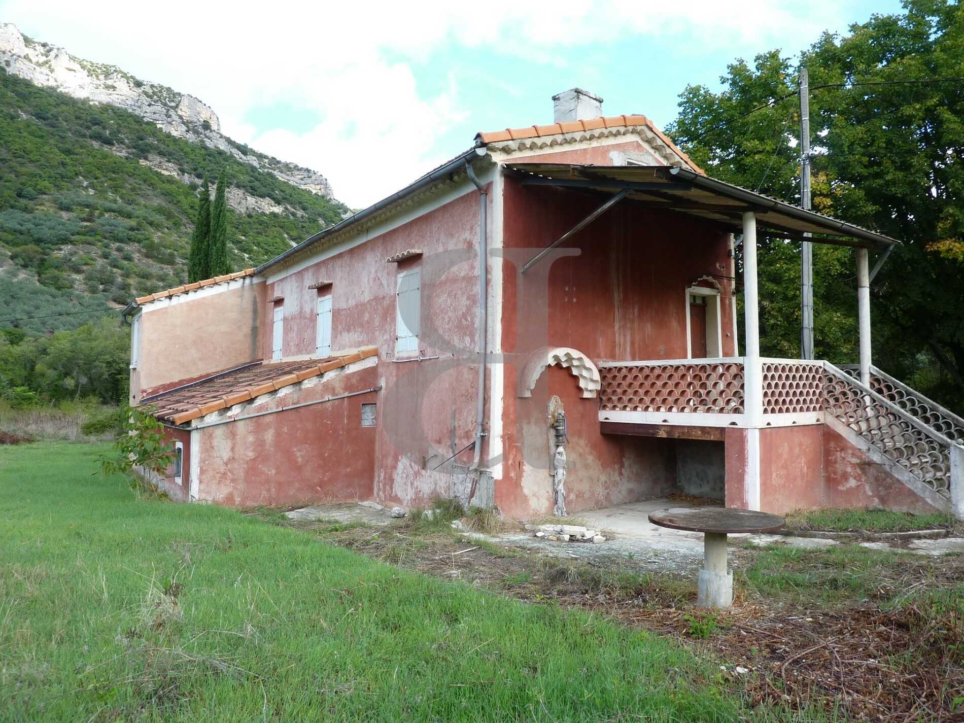 Huis in Nyons, Auvergne-Rhône-Alpes 10159124