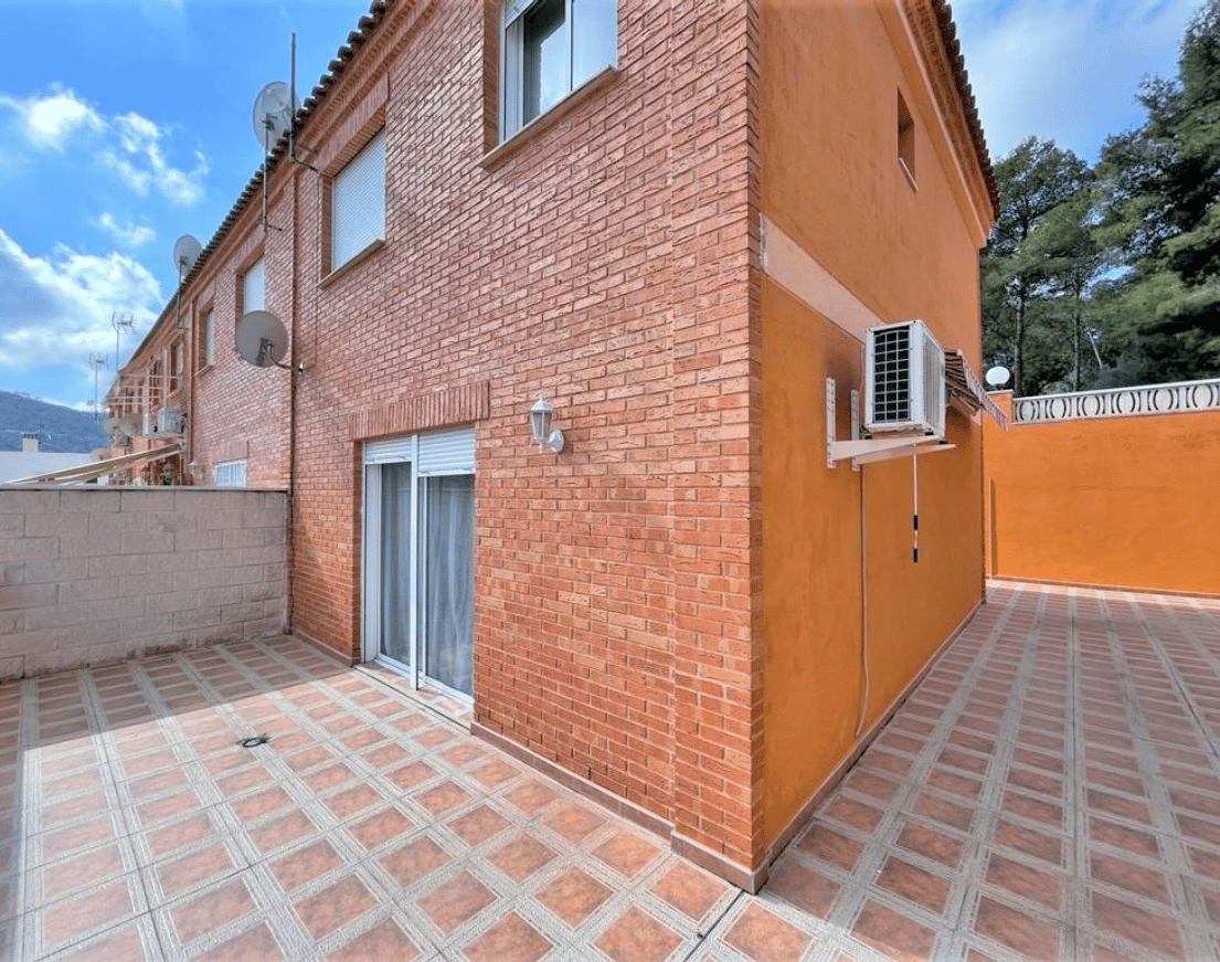Condominium in Serra, Valencia 10159464