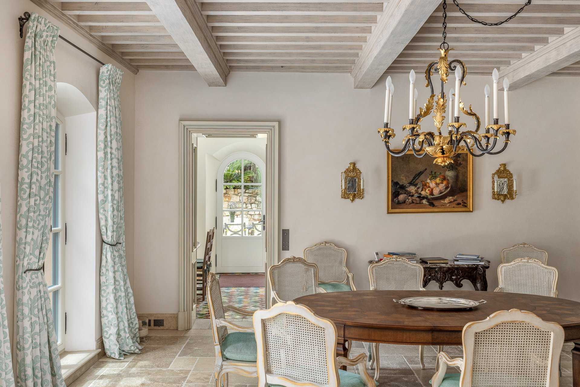 Rumah di Grasse, Provence-Alpes-Côte d'Azur 10159641