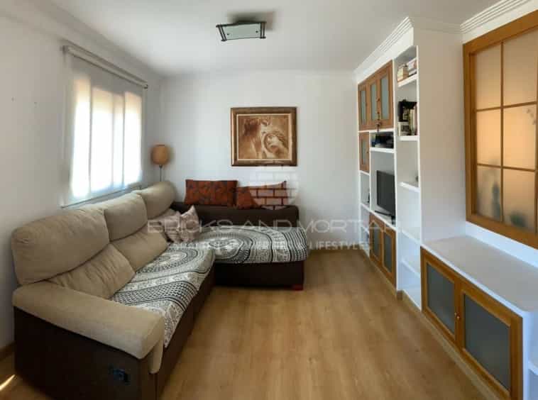 Condominium in Valencia, Valencia 10159851