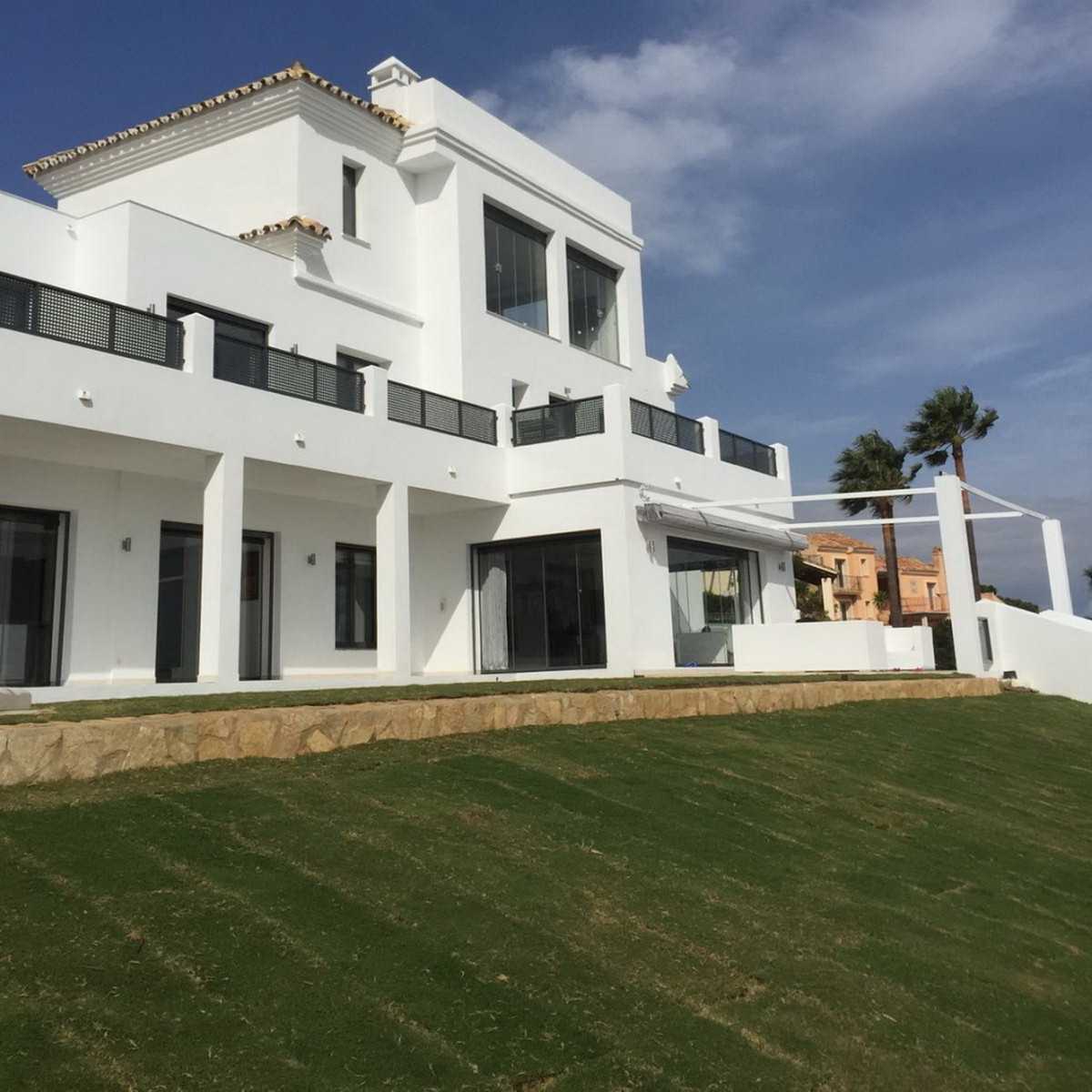 House in Manilva, Andalusia 10160033