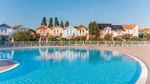 Eigentumswohnung im Talmont-Saint-Hilaire, Pays de la Loire 10160424