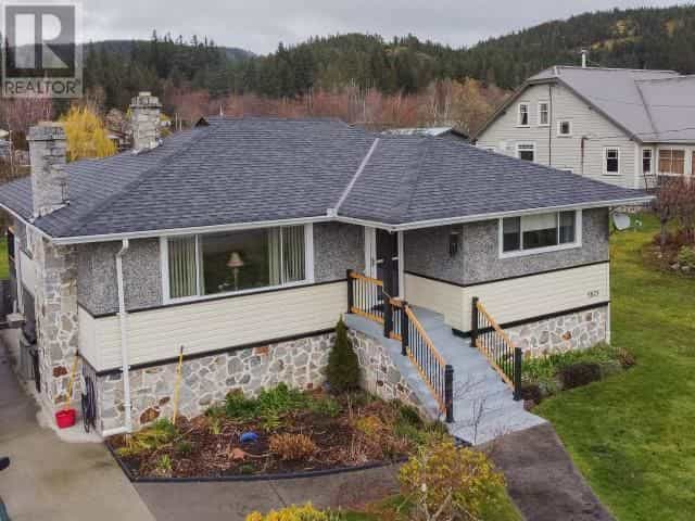 Condominio en Powell River, British Columbia 10160443