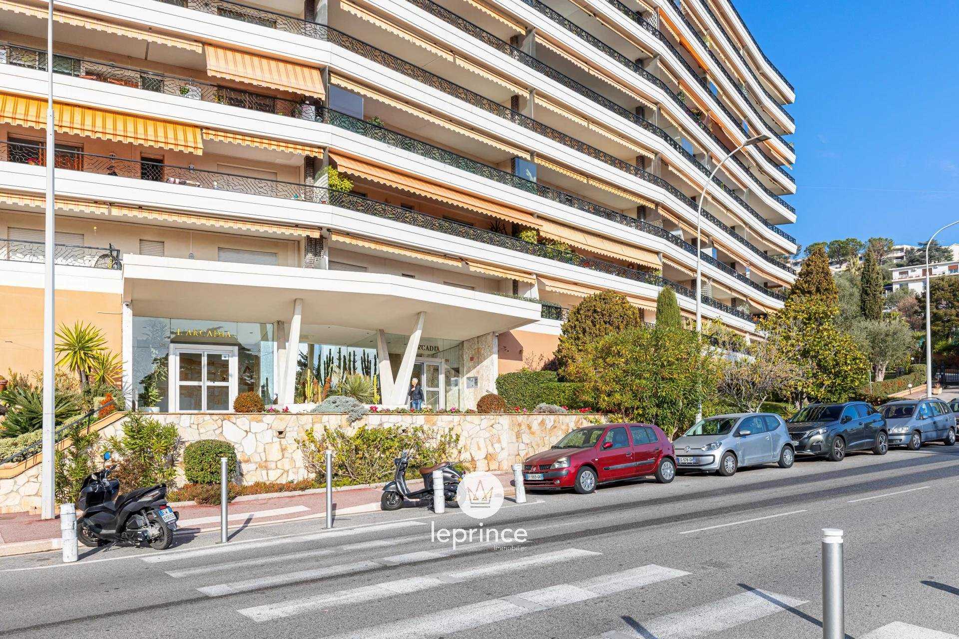 Condominium dans Nice, Alpes-Maritimes 10160889