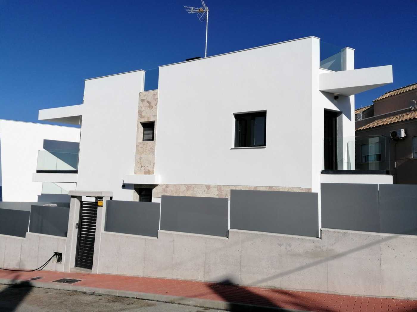 Huis in Torrevieja, Comunidad Valenciana 10161415