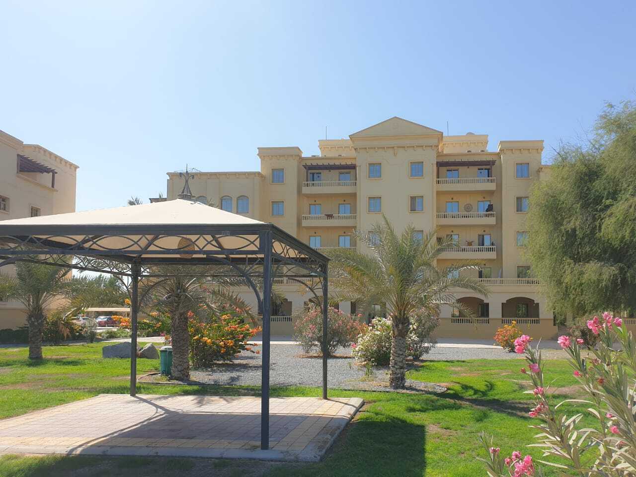 Condominium in Ra's al Khaymah, Ra's al Khaymah 10161729