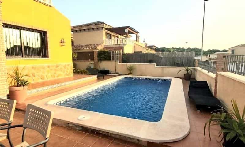 rumah dalam Pinar de Campoverde, Comunidad Valenciana 10161823