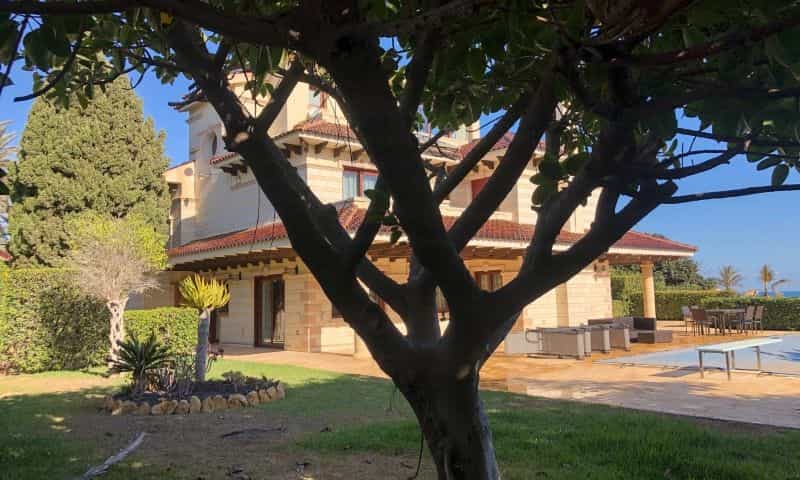 House in Orihuela, Comunidad Valenciana 10161836