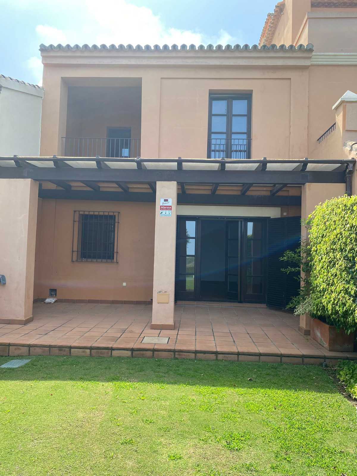House in Guadiaro, Andalusia 10162236