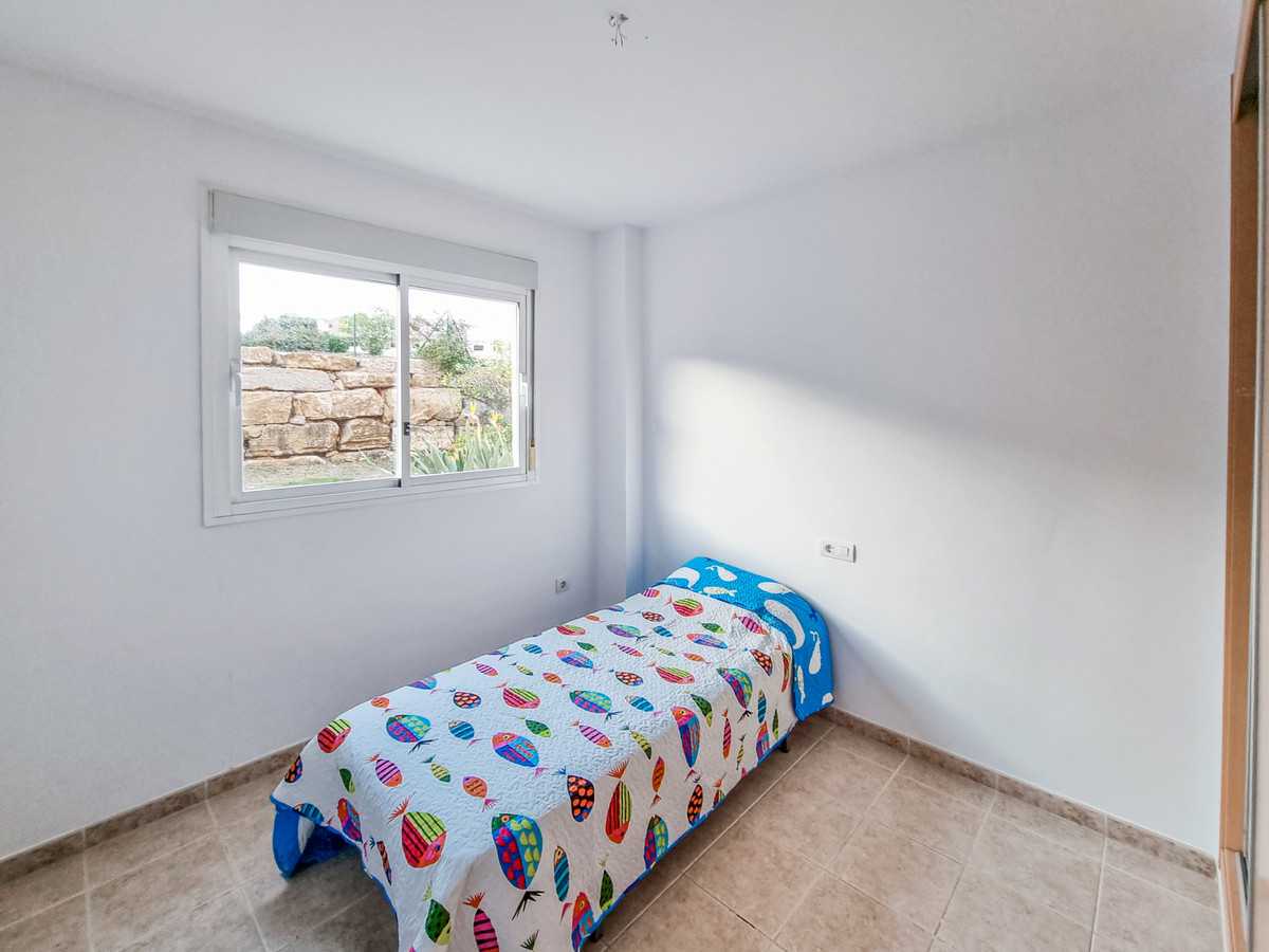 Condominium dans Casares, Andalusia 10162331