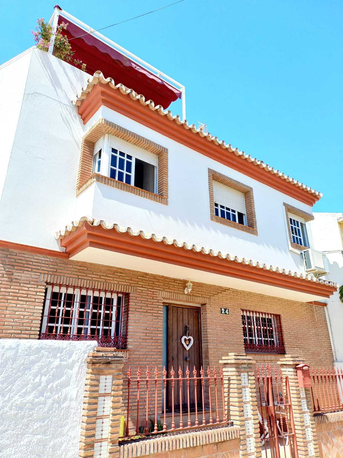 жилой дом в Олиас, Андалусия 10162634
