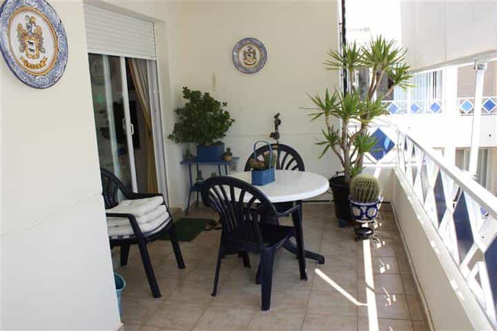 Condominium in Las Rosas, Canary Islands 10162968