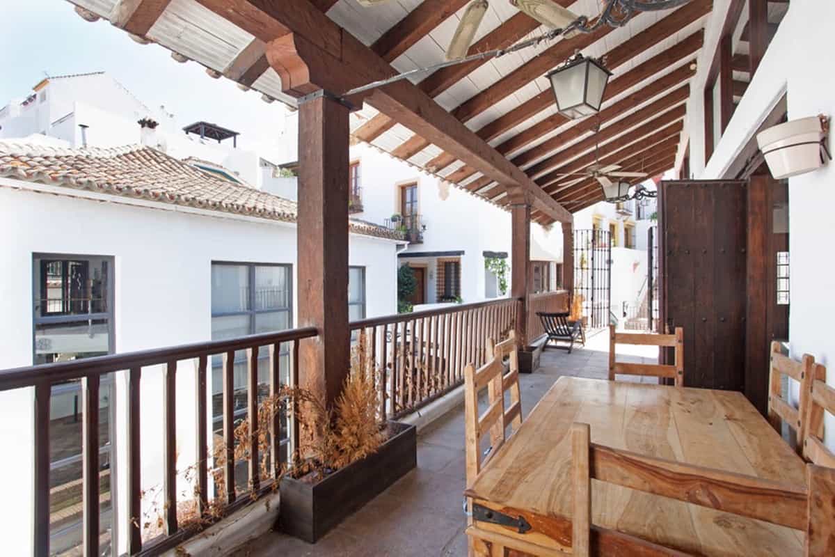 House in Benahavis, Andalusia 10162979