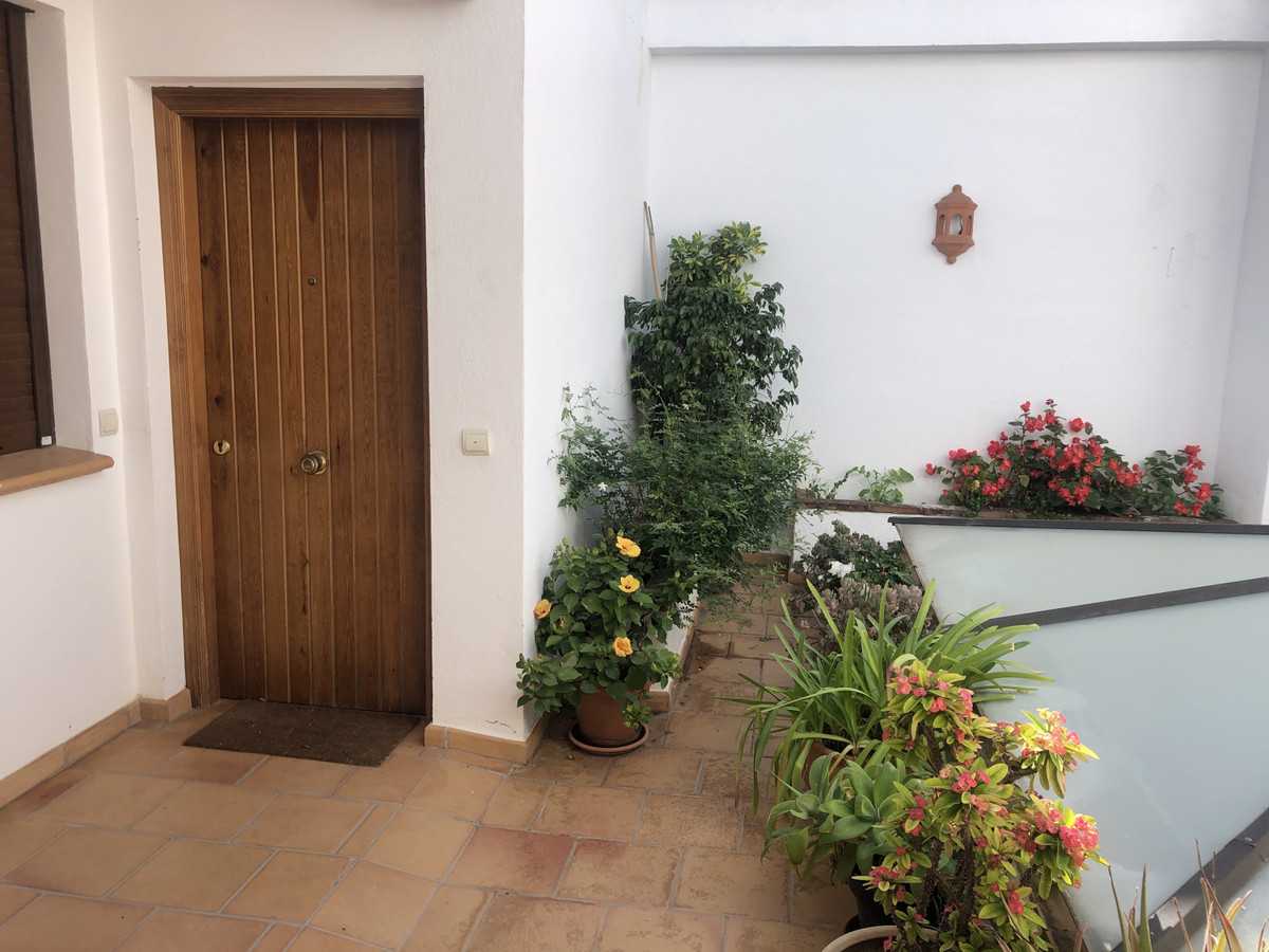 Casa nel Benahavis, Andalusia 10162992