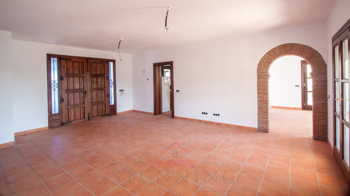 casa no Casares, Andaluzia 10163073