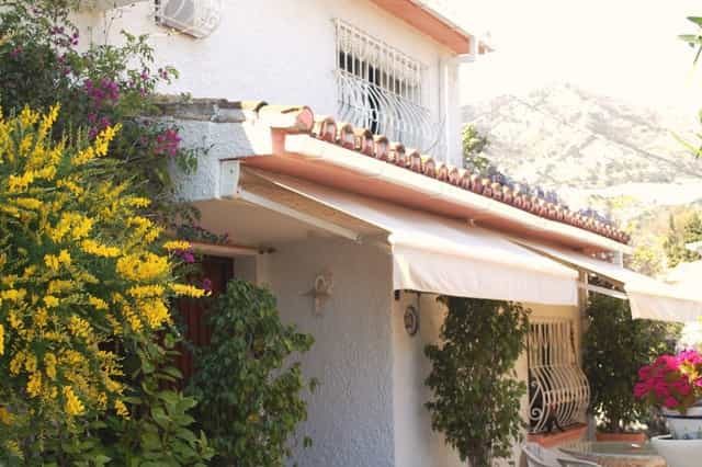 House in Alhaurin el Grande, Andalusia 10163113
