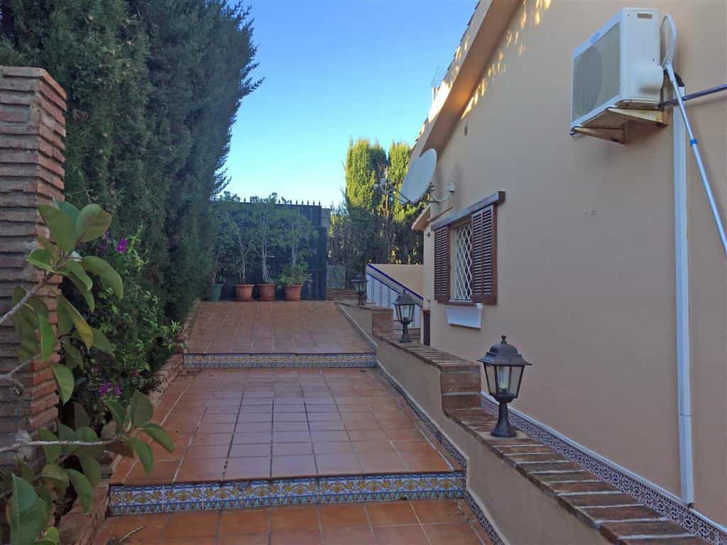 Dom w , Andalucía 10163189