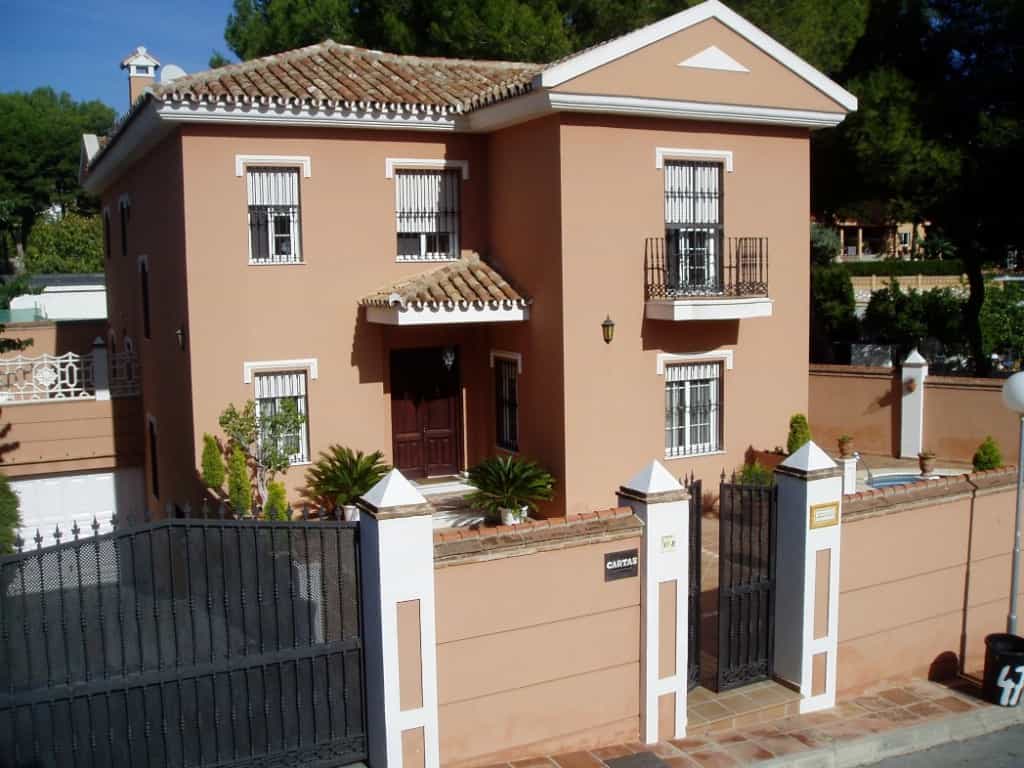 House in Fuengirola, Andalusia 10163410