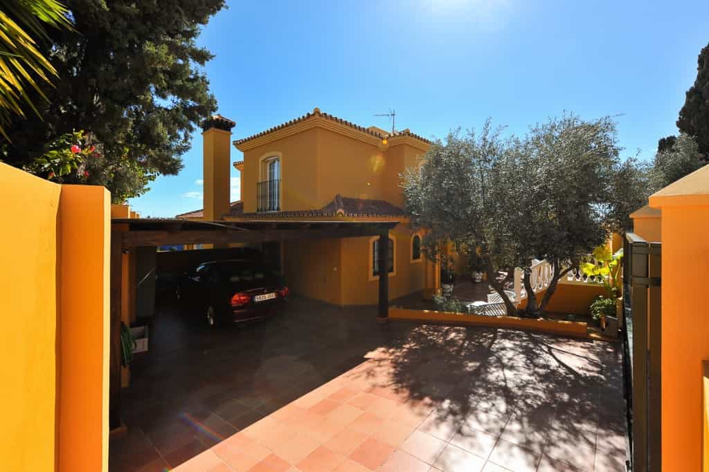 σπίτι σε Las Lagunas de Mijas, Andalucía 10163483